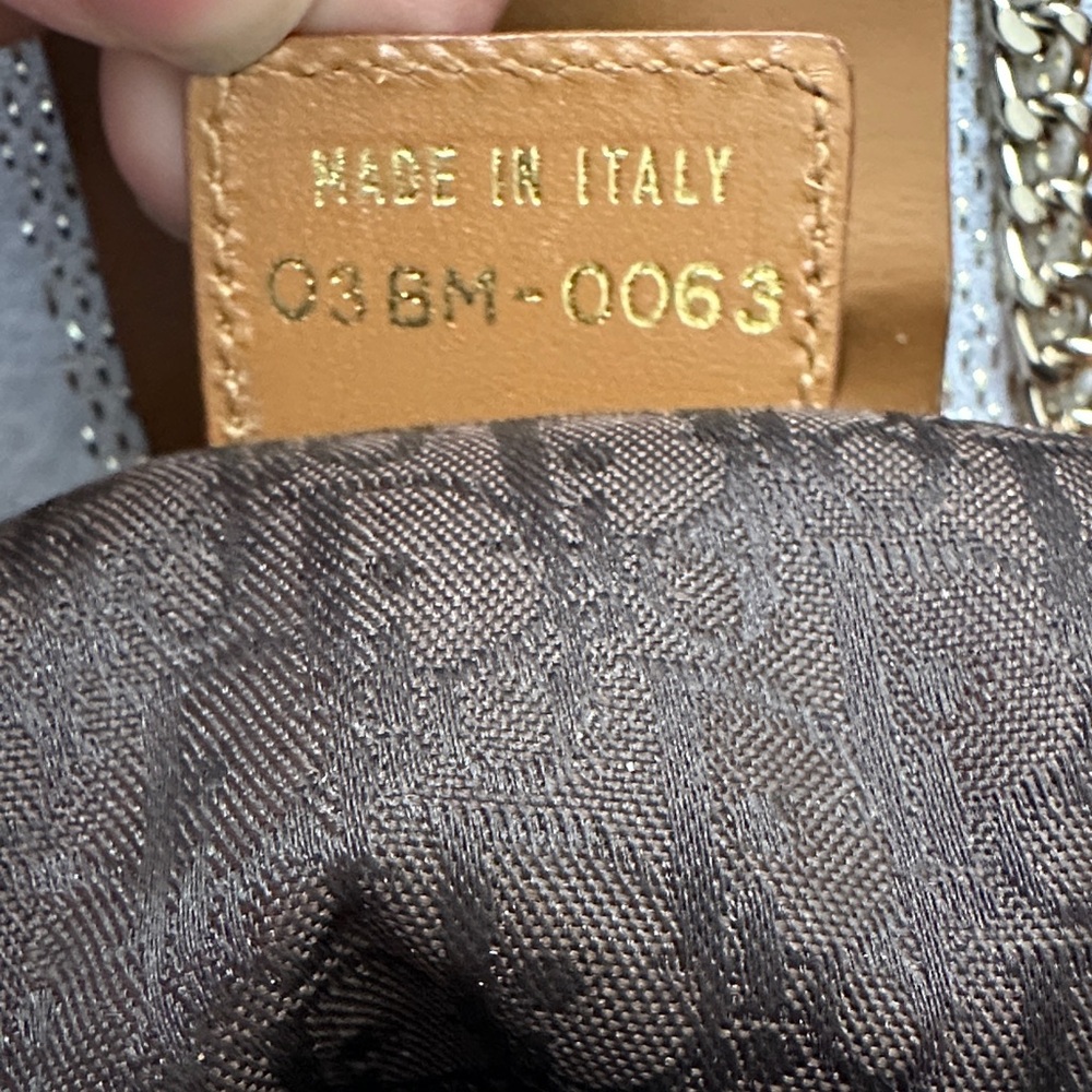 ✨ Authentic Dior Trotteur  Hobo Bag – Tan Leather with Gold Hardware ✨ - Picture 7 of 16